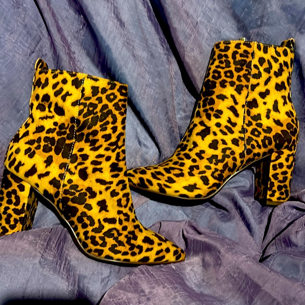 Leopard booties
